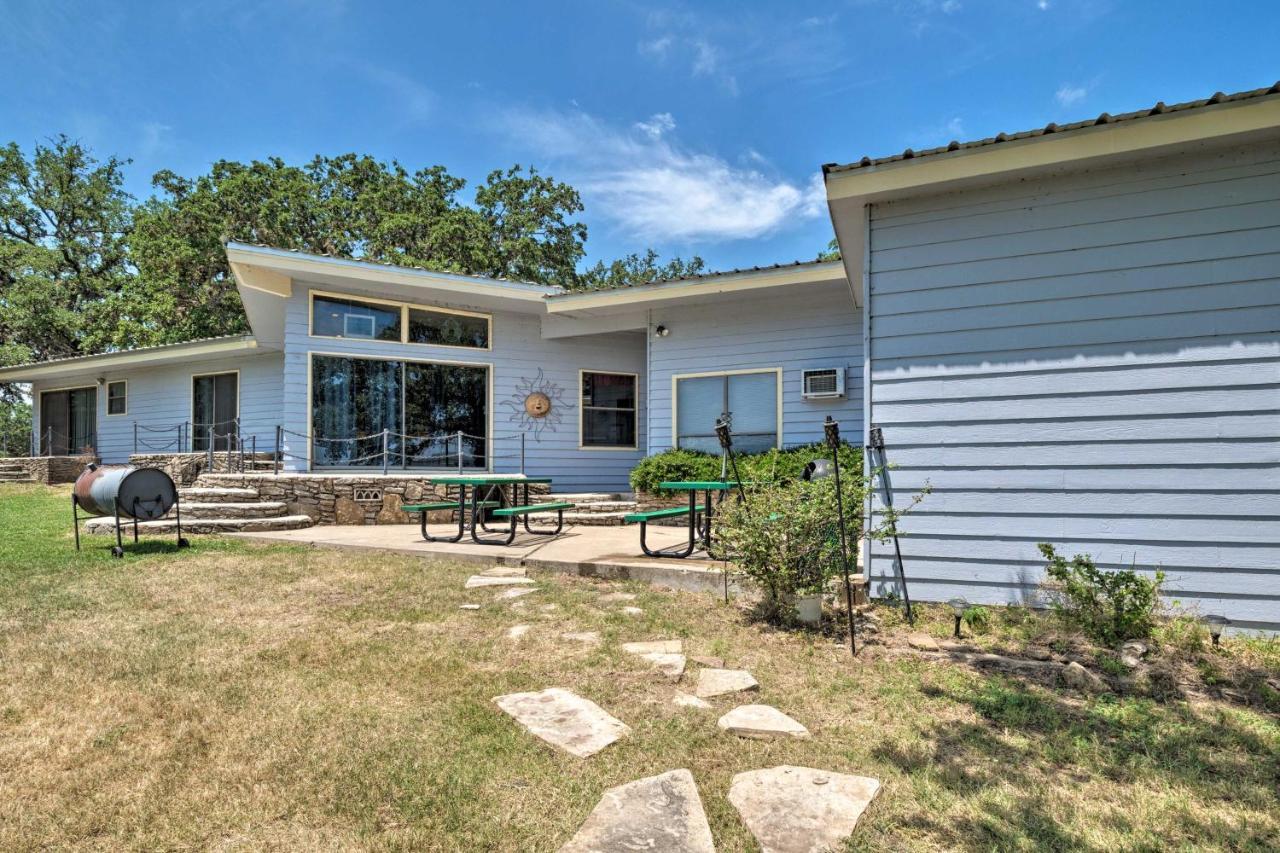Rustic Lake Buchanan Hideaway With Game Room And Grill Tow المظهر الخارجي الصورة